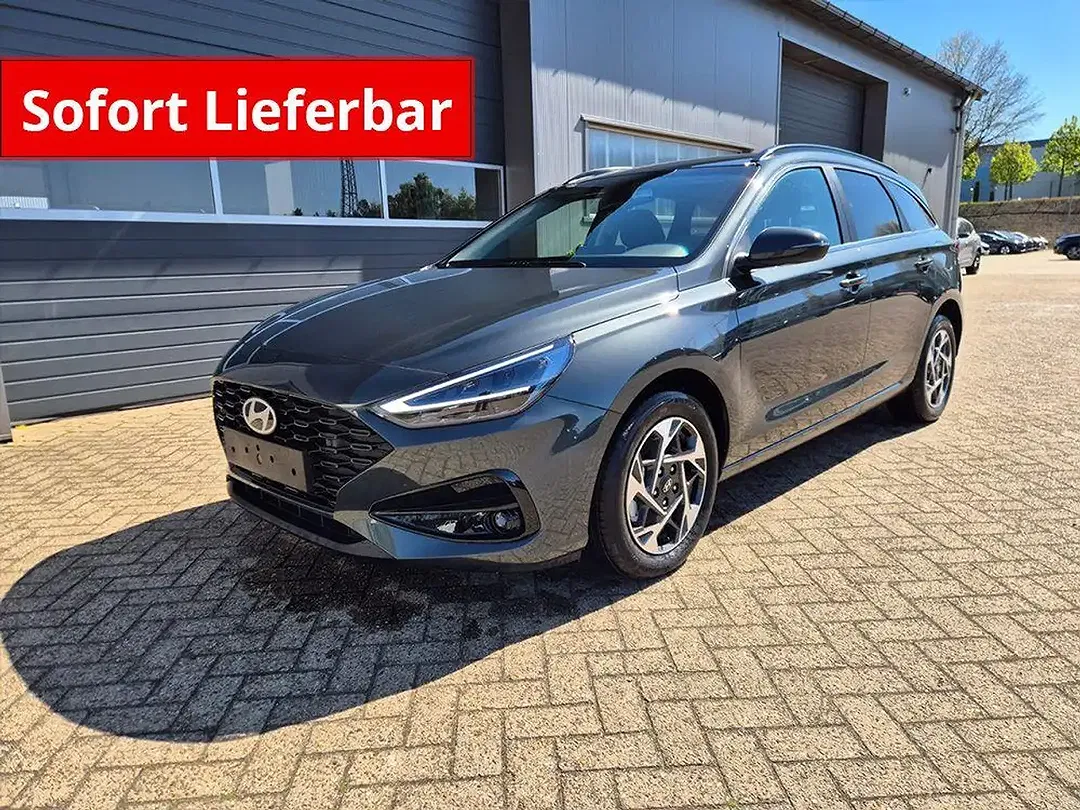 Hyundai i30 - Thumbnail 1