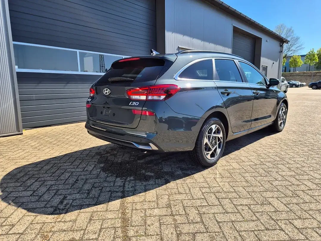 Hyundai i30 - Thumbnail 5