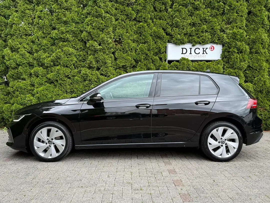 Volkswagen Golf - Thumbnail 4
