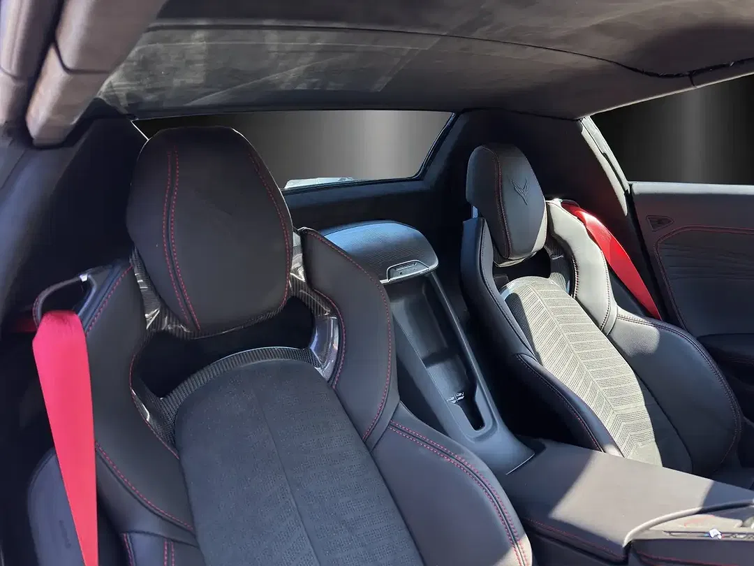 Corvette C8 - Thumbnail 9