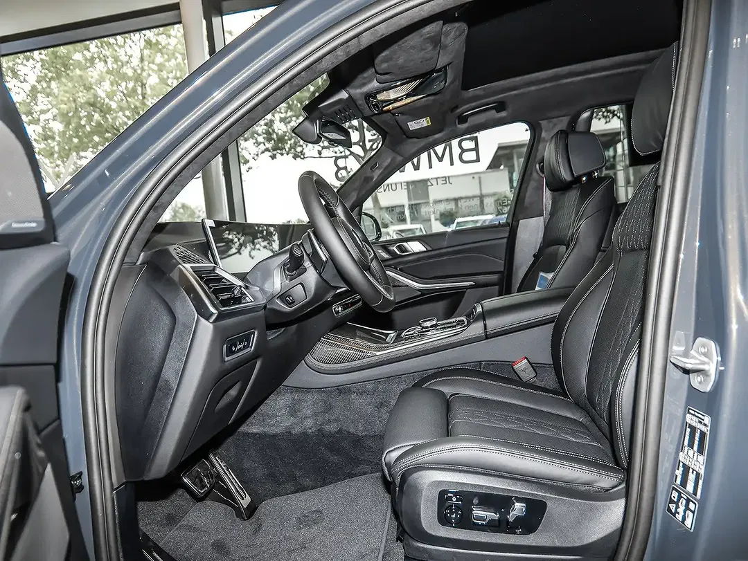 BMW X7 - Thumbnail 7