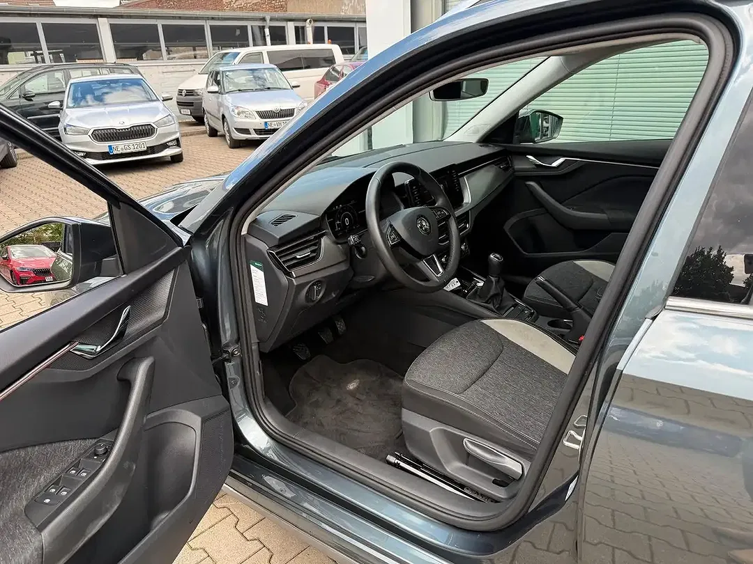 Skoda Kamiq - Thumbnail 4
