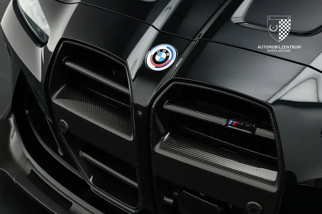 BMW M4 - Thumbnail 10