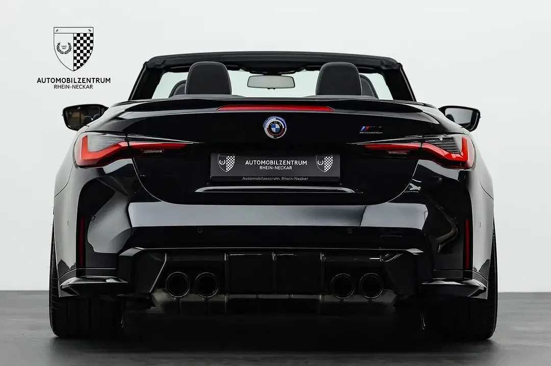 BMW M4 - Thumbnail 6