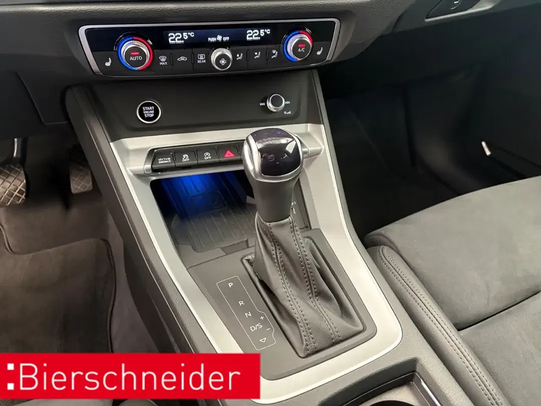 Audi Q3 - Thumbnail 13