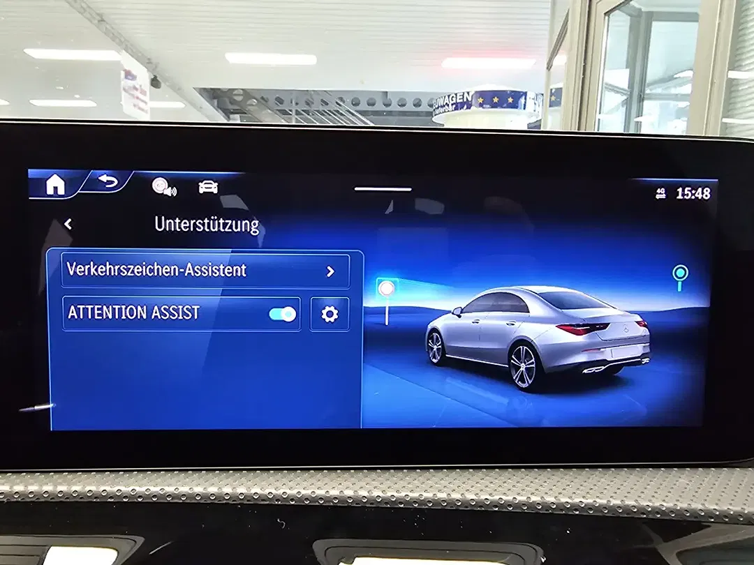 Mercedes-Benz CLA 250 - Thumbnail 27