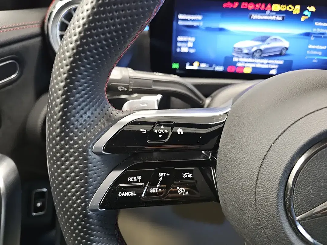 Mercedes-Benz CLA 250 - Thumbnail 38