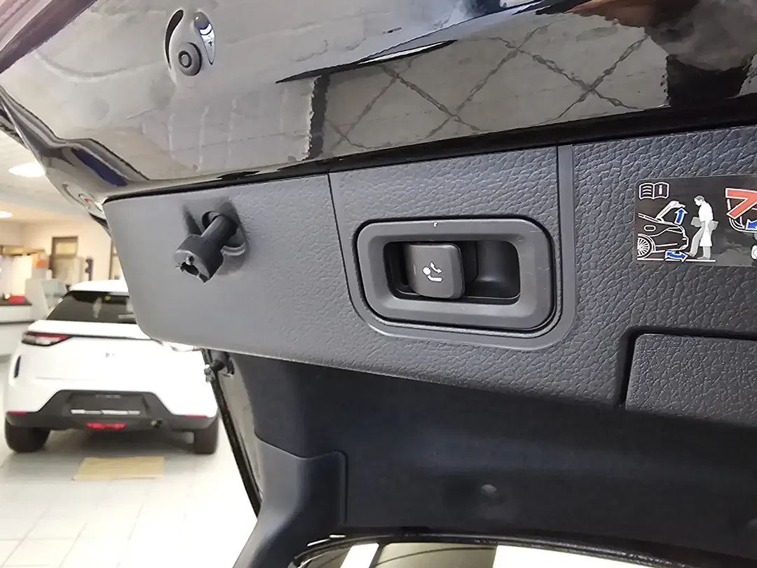 Mercedes-Benz CLA 250 - Thumbnail 3