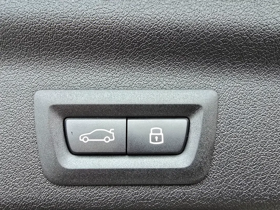 BMW X1 - Thumbnail 12