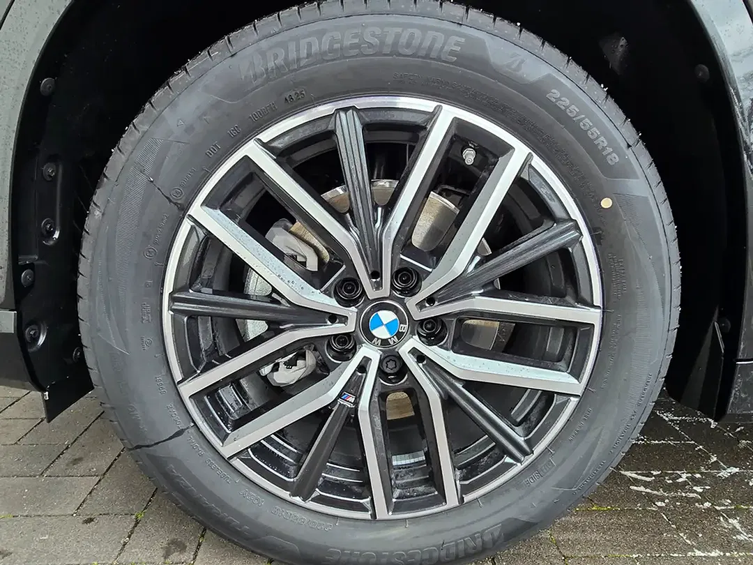 BMW X1 - Thumbnail 13