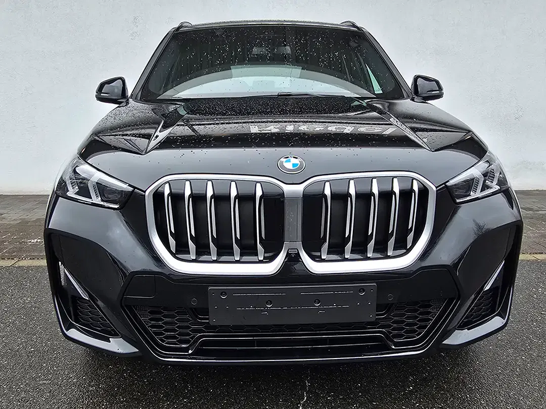 BMW X1 - Thumbnail 4