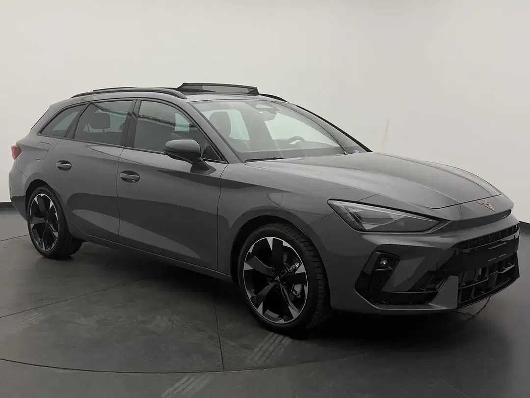 CUPRA Leon - Thumbnail 4