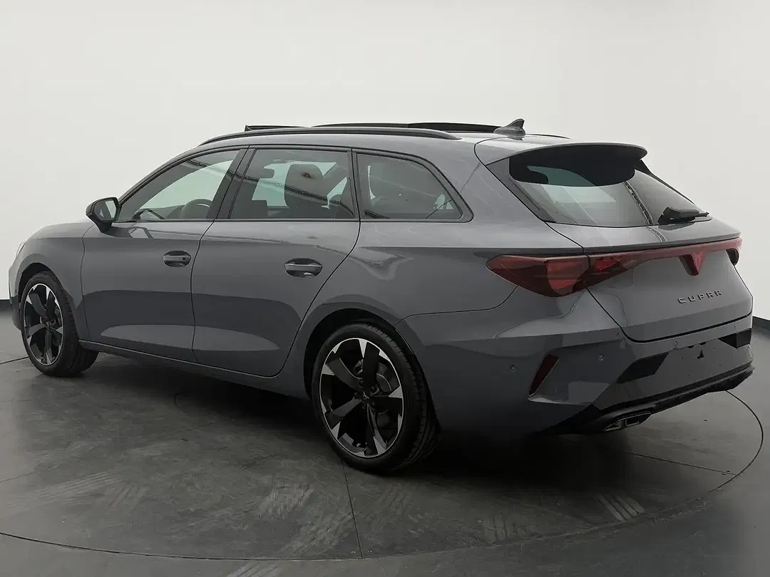 CUPRA Leon - Thumbnail 8