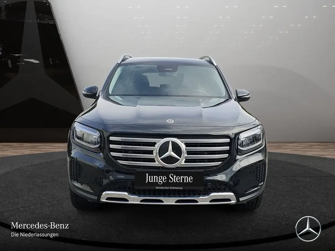 Mercedes-Benz GLB 180 - Thumbnail 2