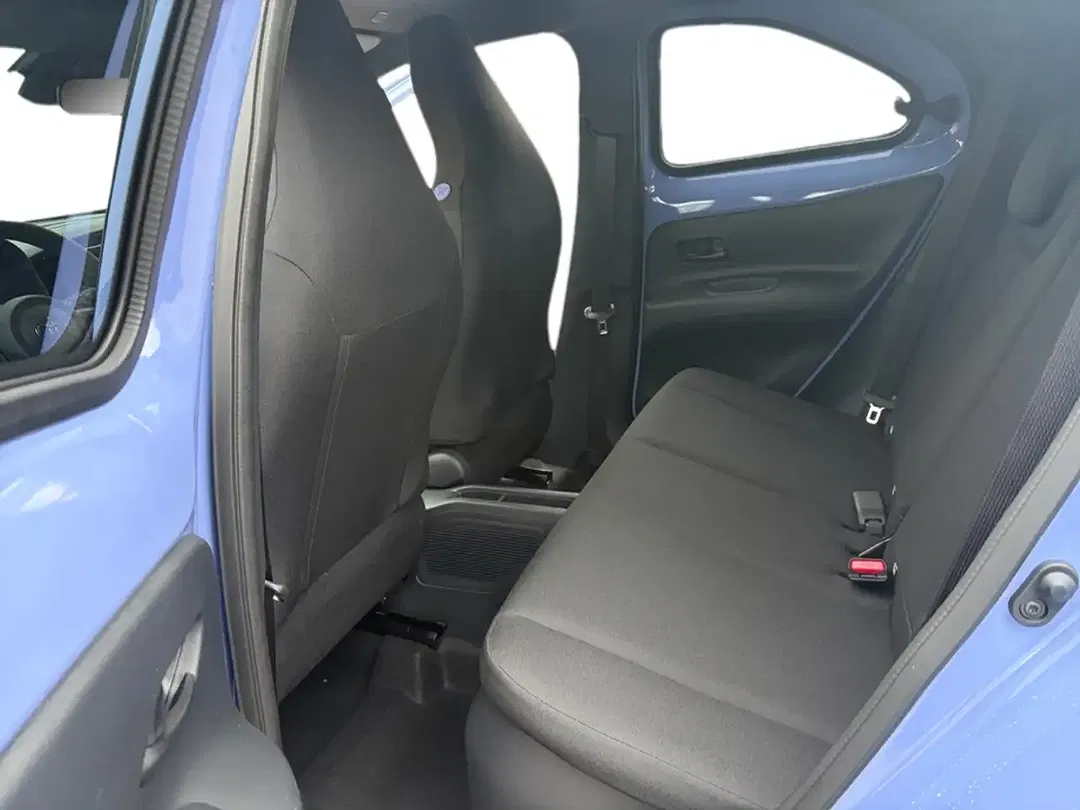 Toyota Aygo X - Thumbnail 5