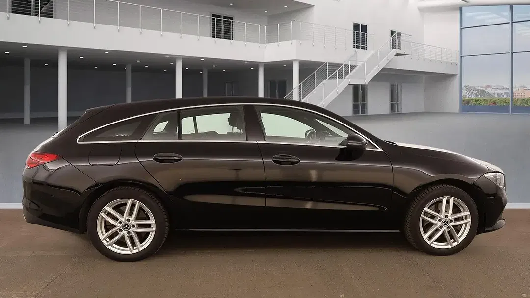 Mercedes-Benz CLA 250 - Thumbnail 3