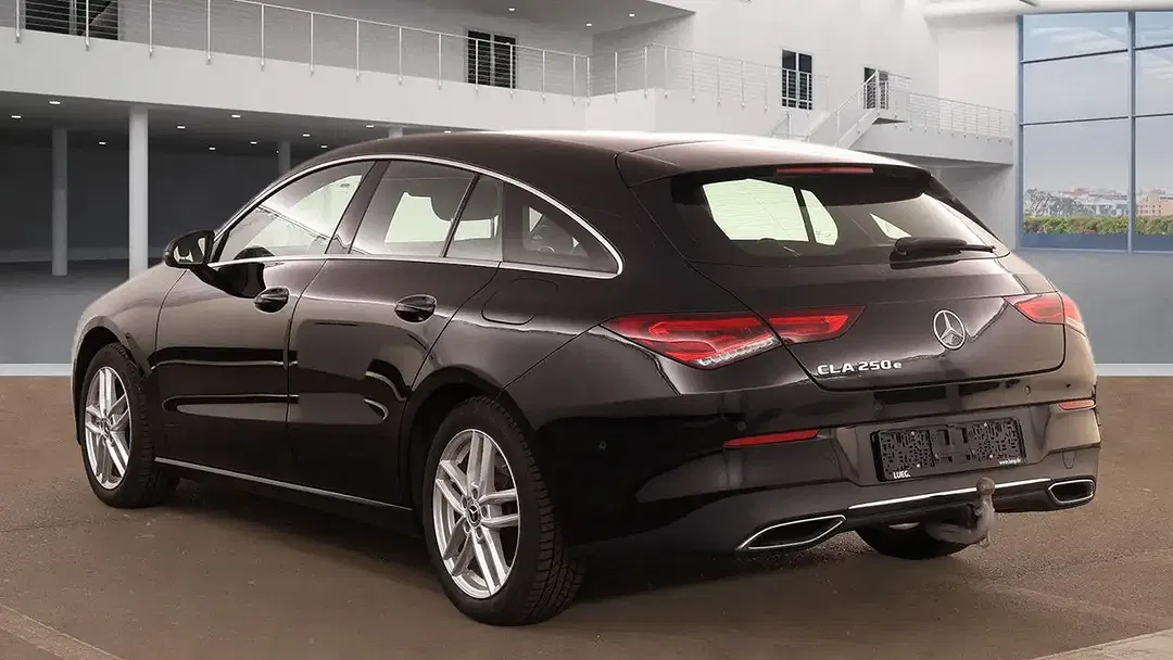 Mercedes-Benz CLA 250 - Thumbnail 5
