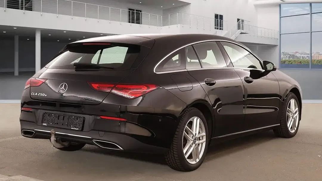 Mercedes-Benz CLA 250 - Thumbnail 6