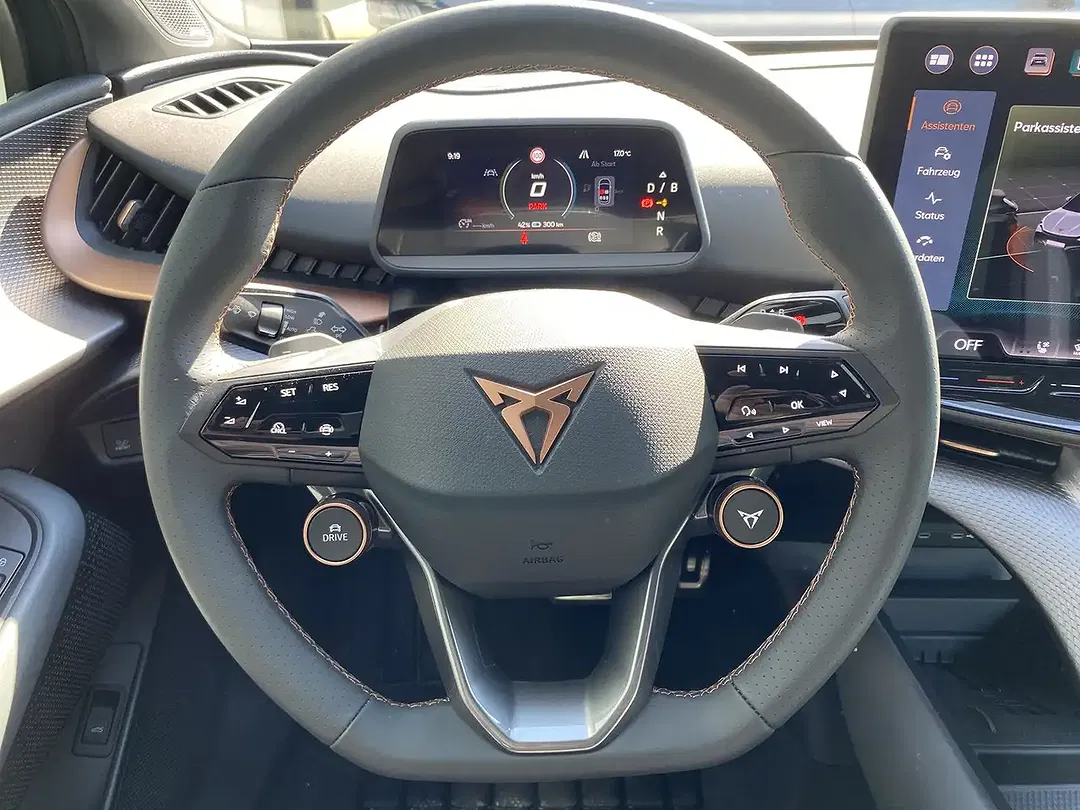 CUPRA Tavascan - Thumbnail 12