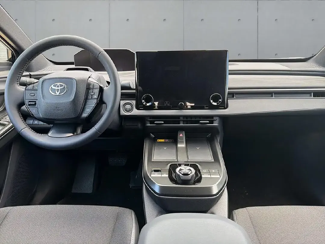 Toyota C-HR - Thumbnail 11