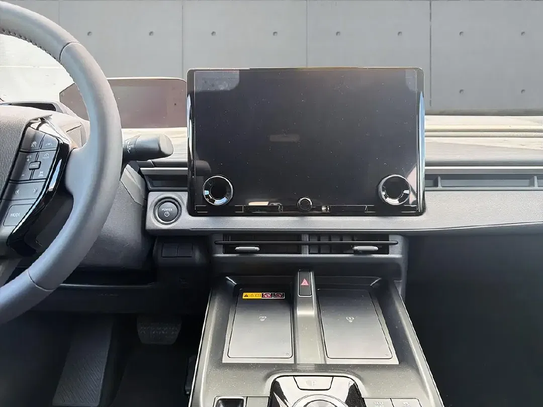 Toyota C-HR - Thumbnail 15