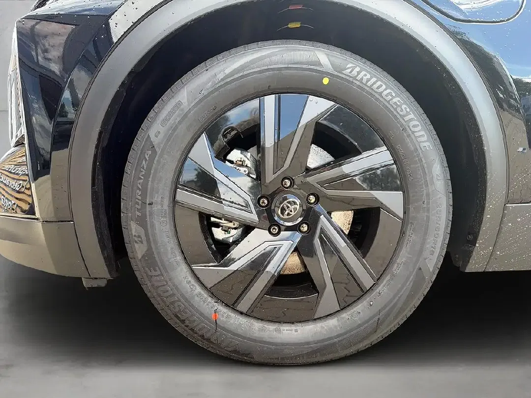 Toyota C-HR - Thumbnail 7