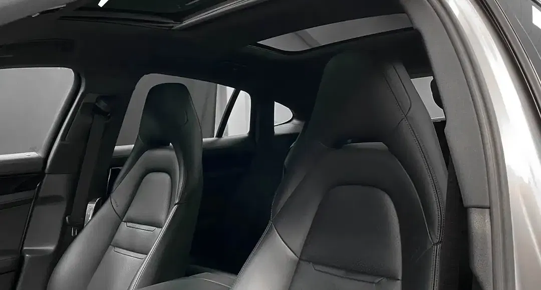 Porsche Panamera - Thumbnail 11