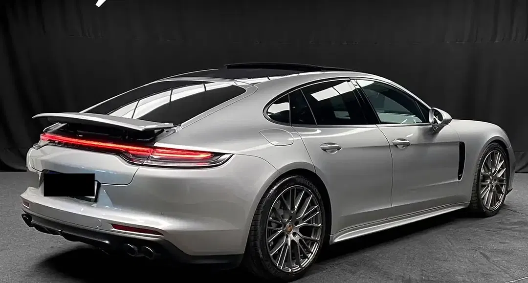 Porsche Panamera - Thumbnail 4