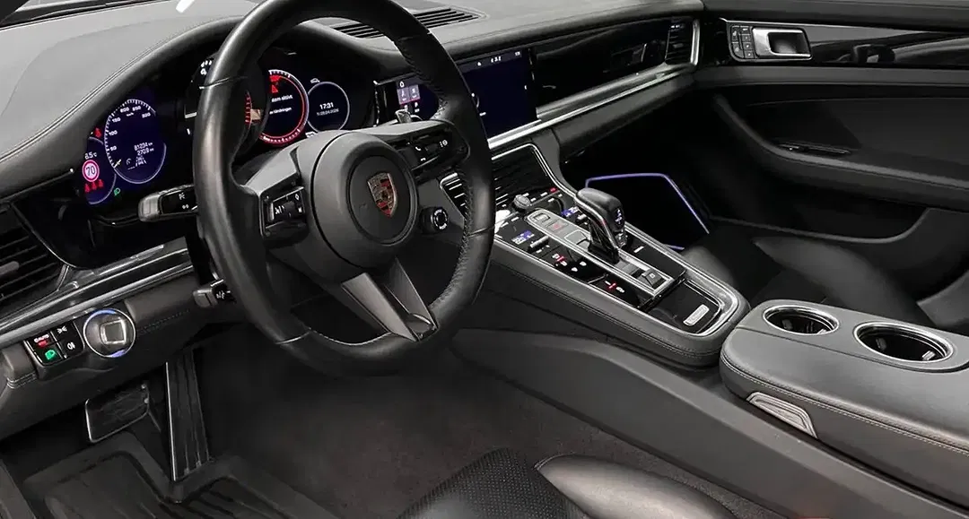 Porsche Panamera - Thumbnail 6