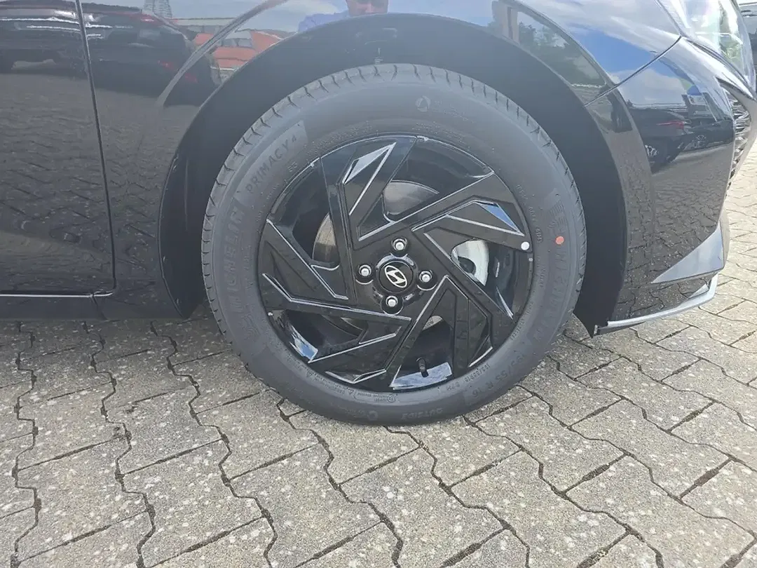 Hyundai i20 - Thumbnail 15