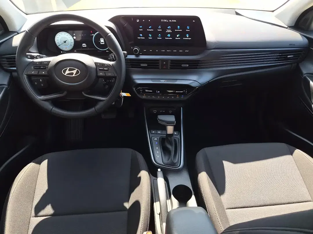 Hyundai i20 - Thumbnail 9