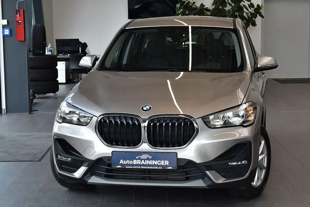 BMW X1 AUT sDrive Advantage - foto 1
