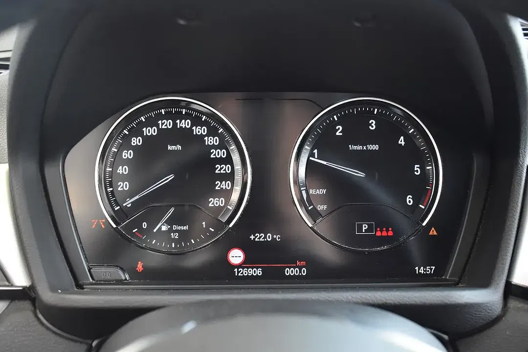BMW X1 AUT sDrive Advantage - foto 8