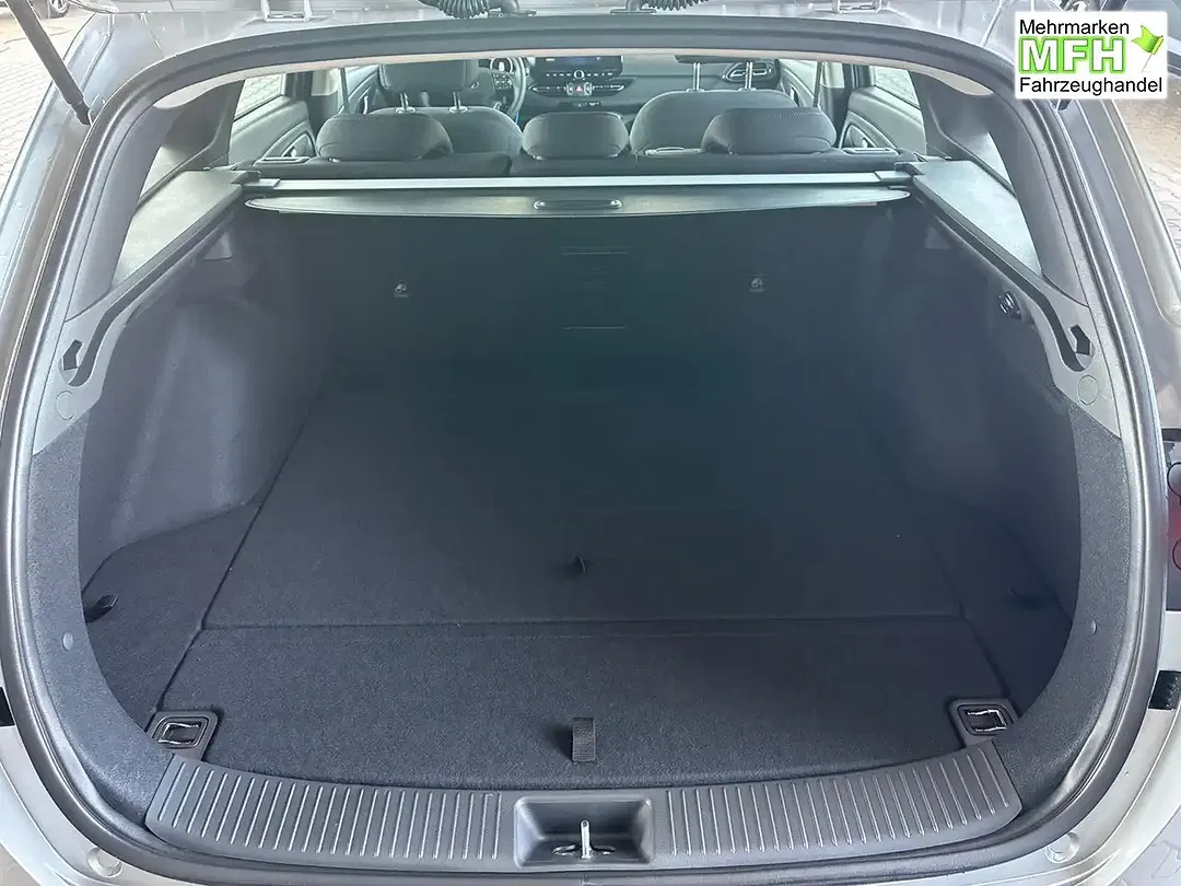 Hyundai i30 - Thumbnail 8