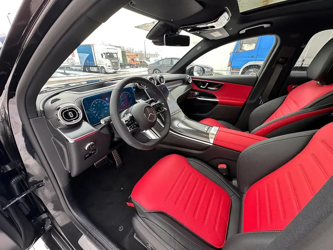 Mercedes-Benz GLC 300 - Thumbnail 15