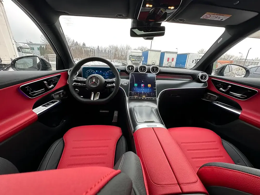 Mercedes-Benz GLC 300 - Thumbnail 9