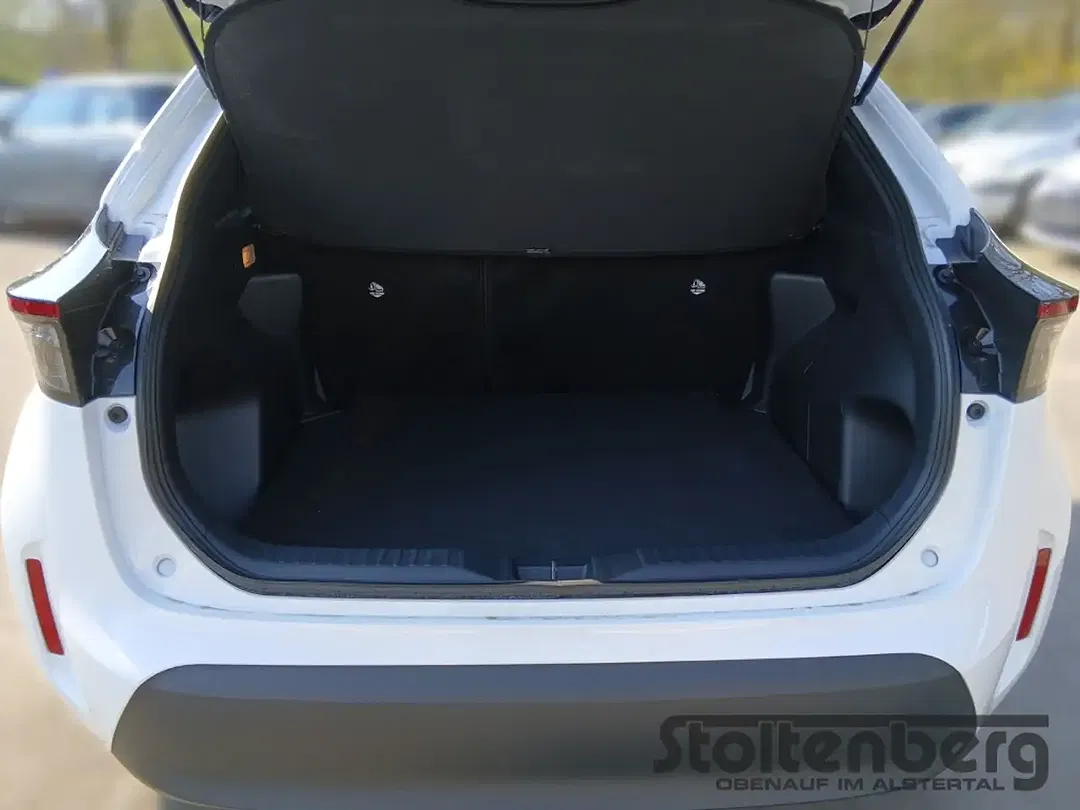 Toyota Yaris Cross - Thumbnail 10