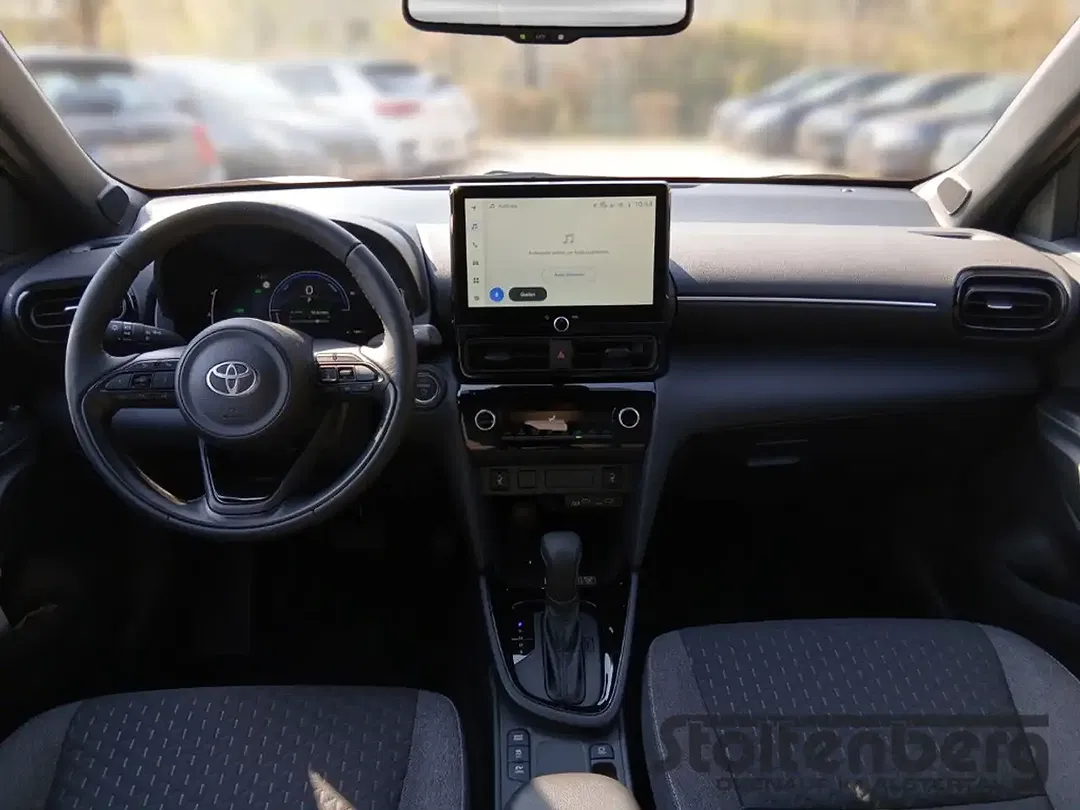 Toyota Yaris Cross - Thumbnail 8