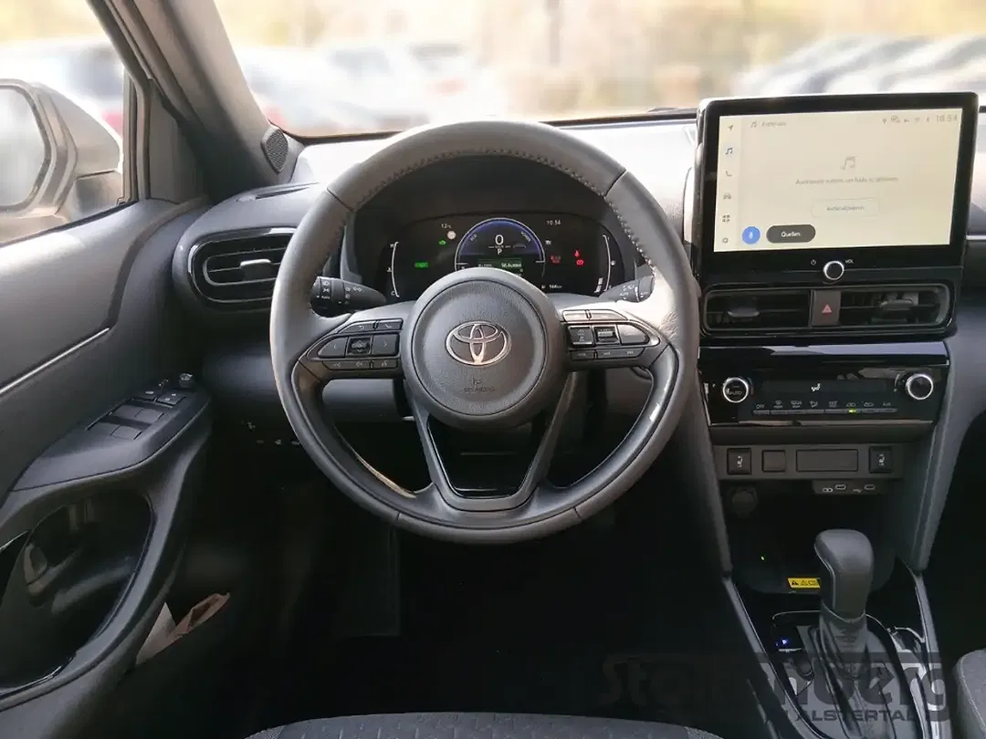 Toyota Yaris Cross - Thumbnail 9