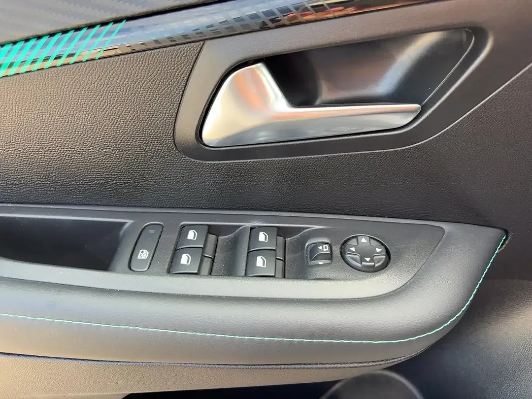 Peugeot 208 100 PureTech Allure Pack - foto 14