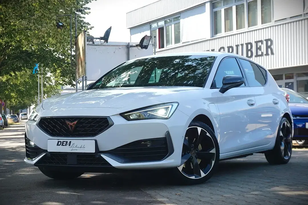 CUPRA Leon - Thumbnail 1