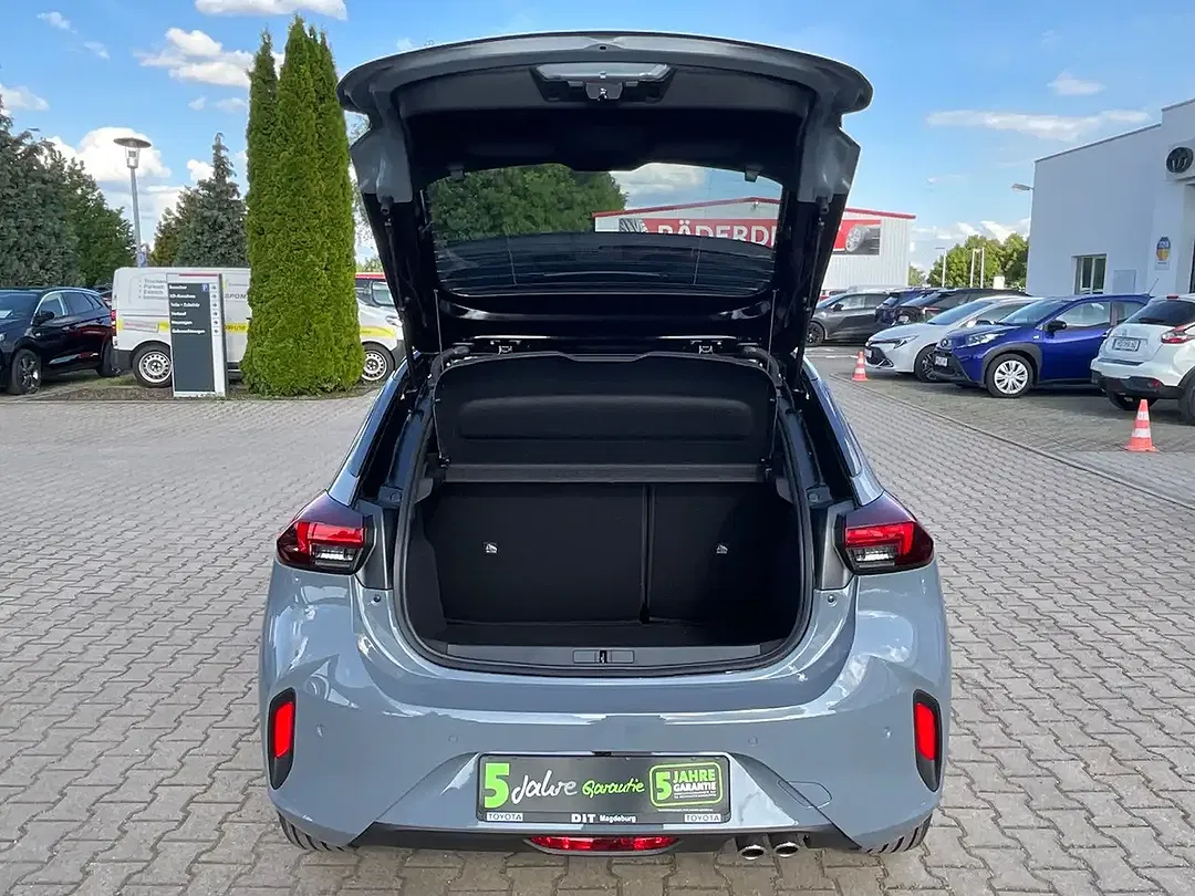 Opel Corsa - Thumbnail 14