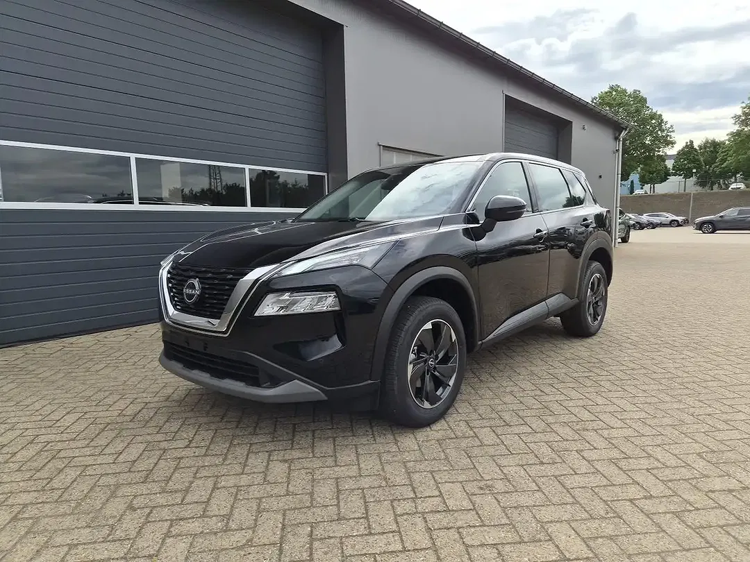 Nissan X-Trail - Thumbnail 1