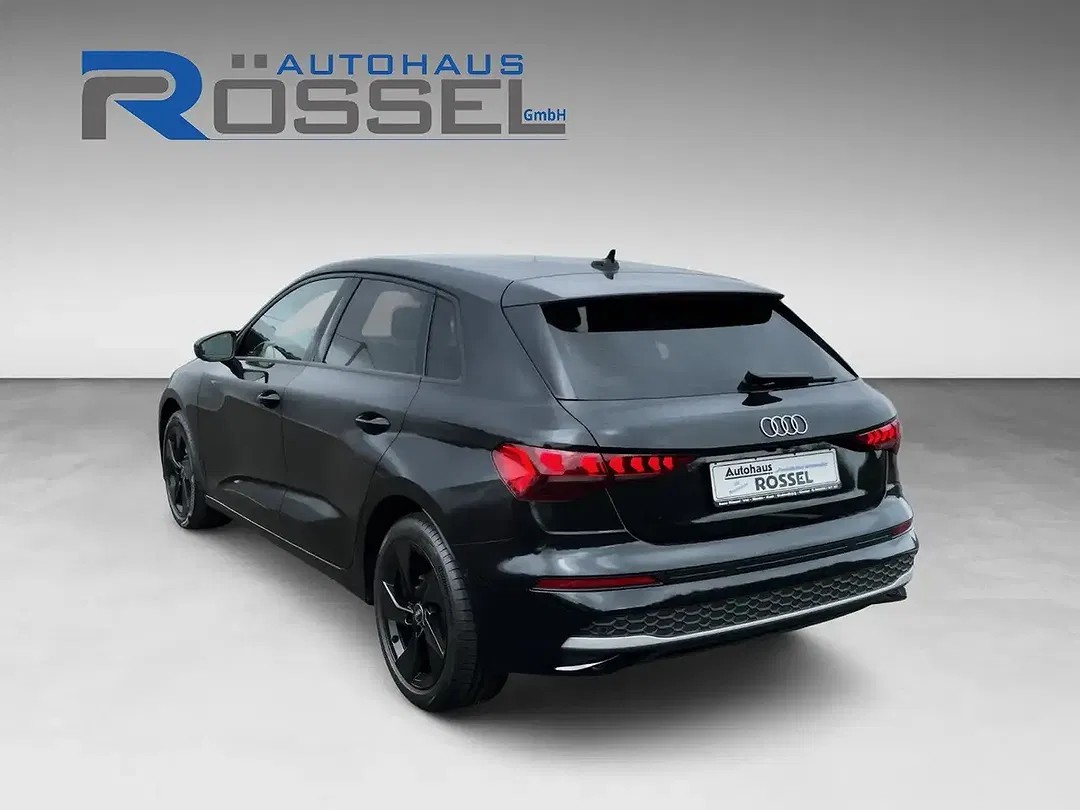 Audi A3 - Thumbnail 2