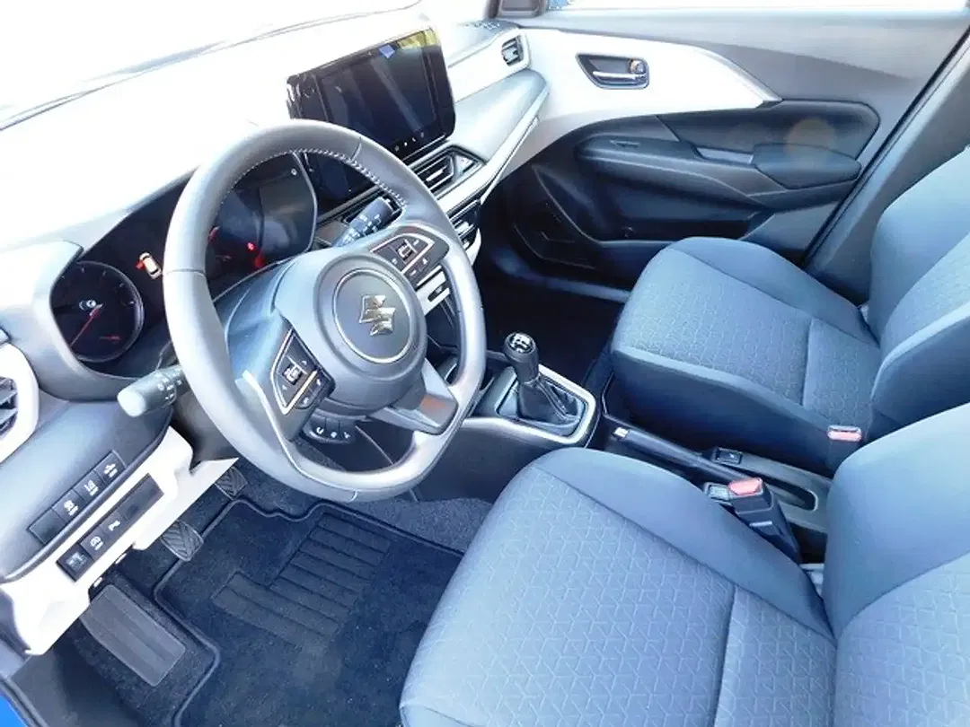 Suzuki Swift - Thumbnail 10