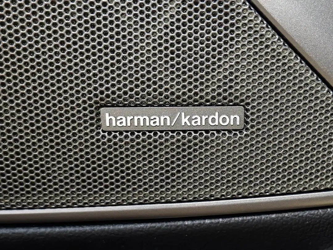 BMW 330 - Thumbnail 14