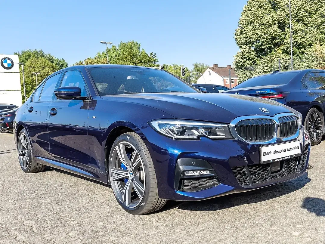 BMW 330 - Thumbnail 6