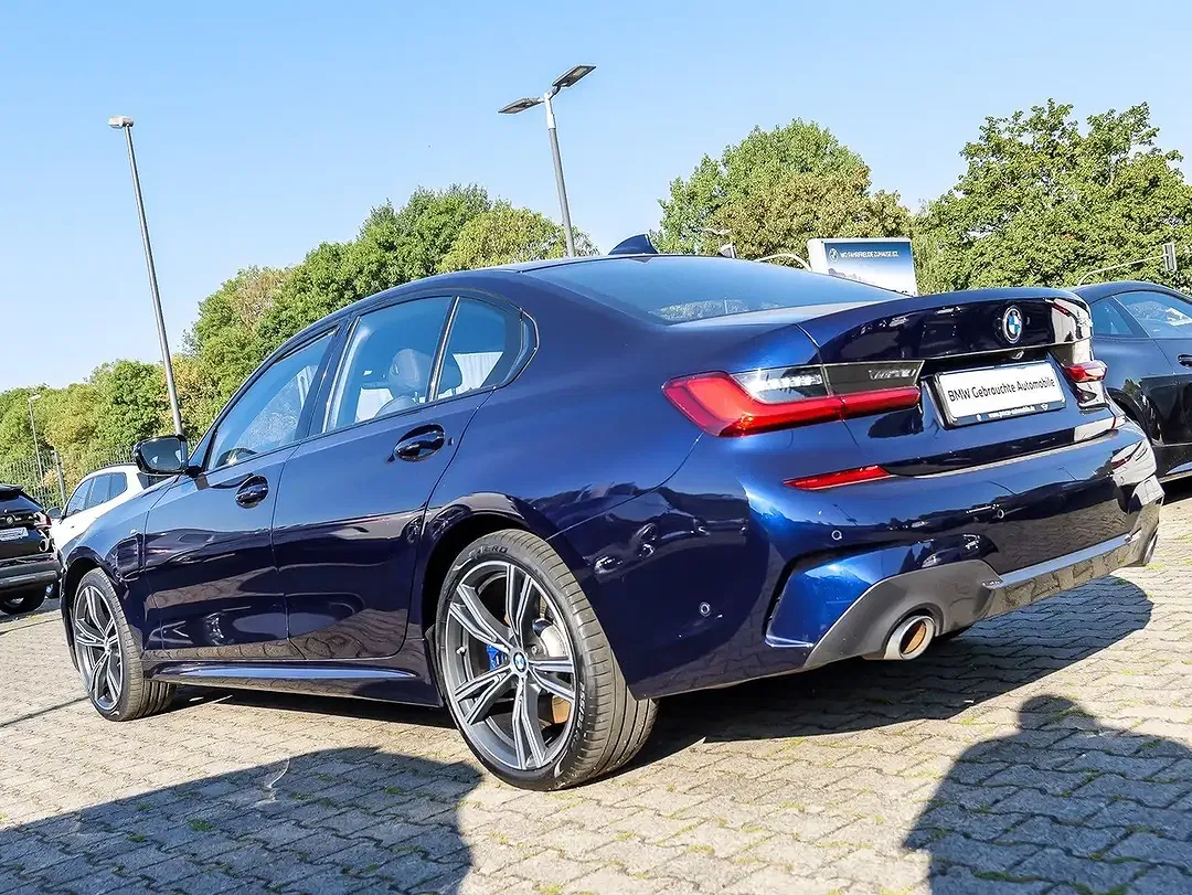 BMW 330 - Thumbnail 7