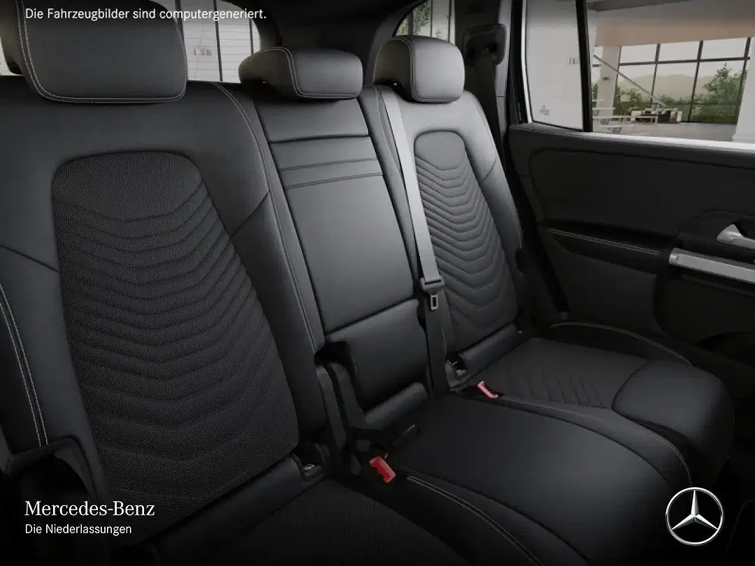 Mercedes-Benz GLB 250 - Thumbnail 12