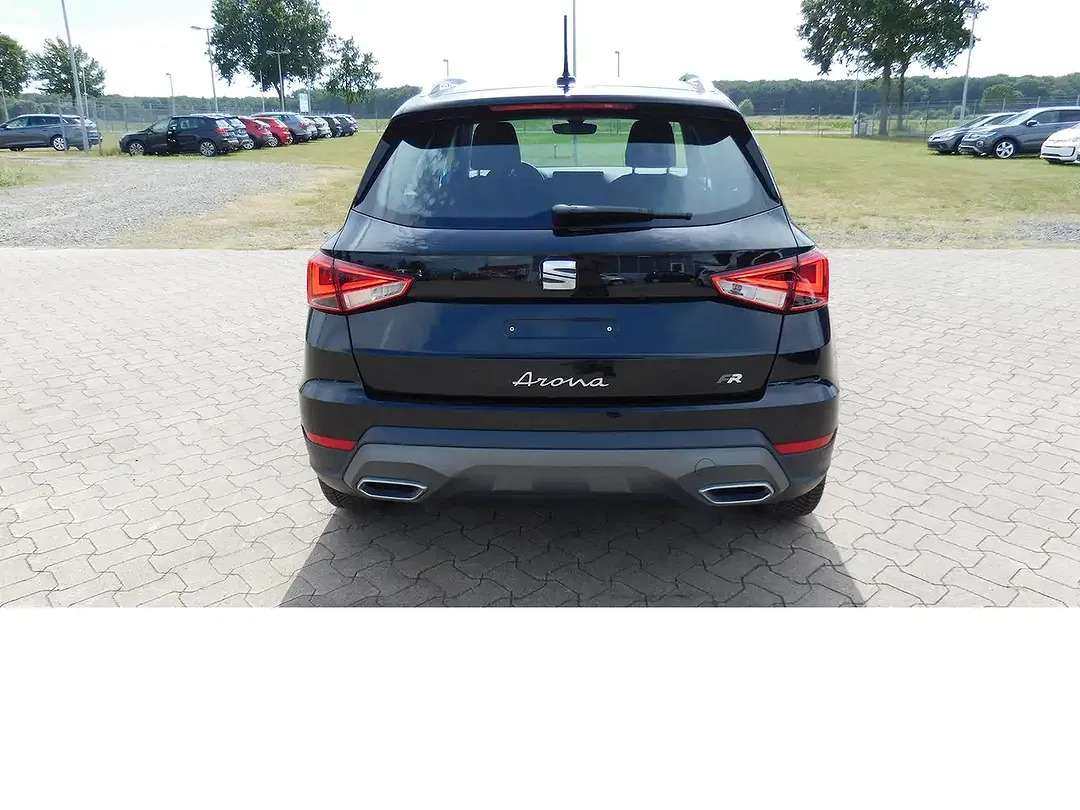 SEAT Arona - Thumbnail 4